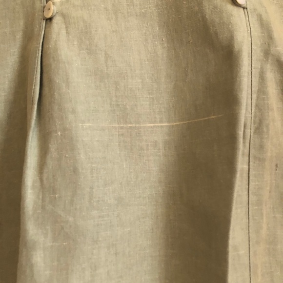 Vintage Oversized Linen Blend Blazer with Interesting Buttons - Picture 6 of 9